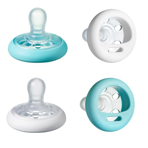 Tommee Tippee Breast-Like Pacifier, Skin-Like Texture, Symmetrical Design, BPA-Free Binkies, 0-6m, 4-Count