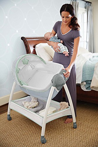 Image of the Graco Dream Suite Bassinet, Mason