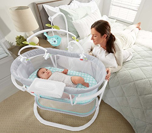 Fisher-Price Soothing Motions Bassinet, White