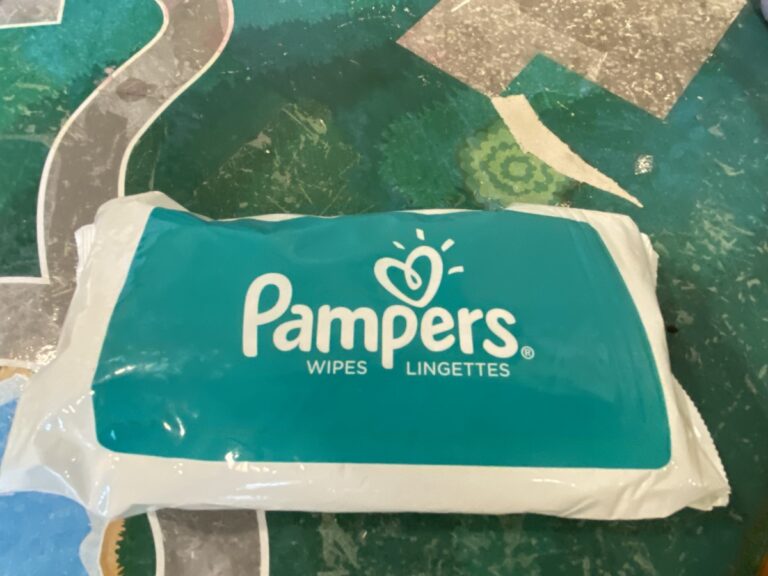 pampers baby wipes